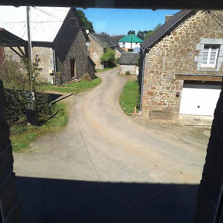 Au Lutin Pomme - Maison De Vacances Bretagne Mellé Exterior foto