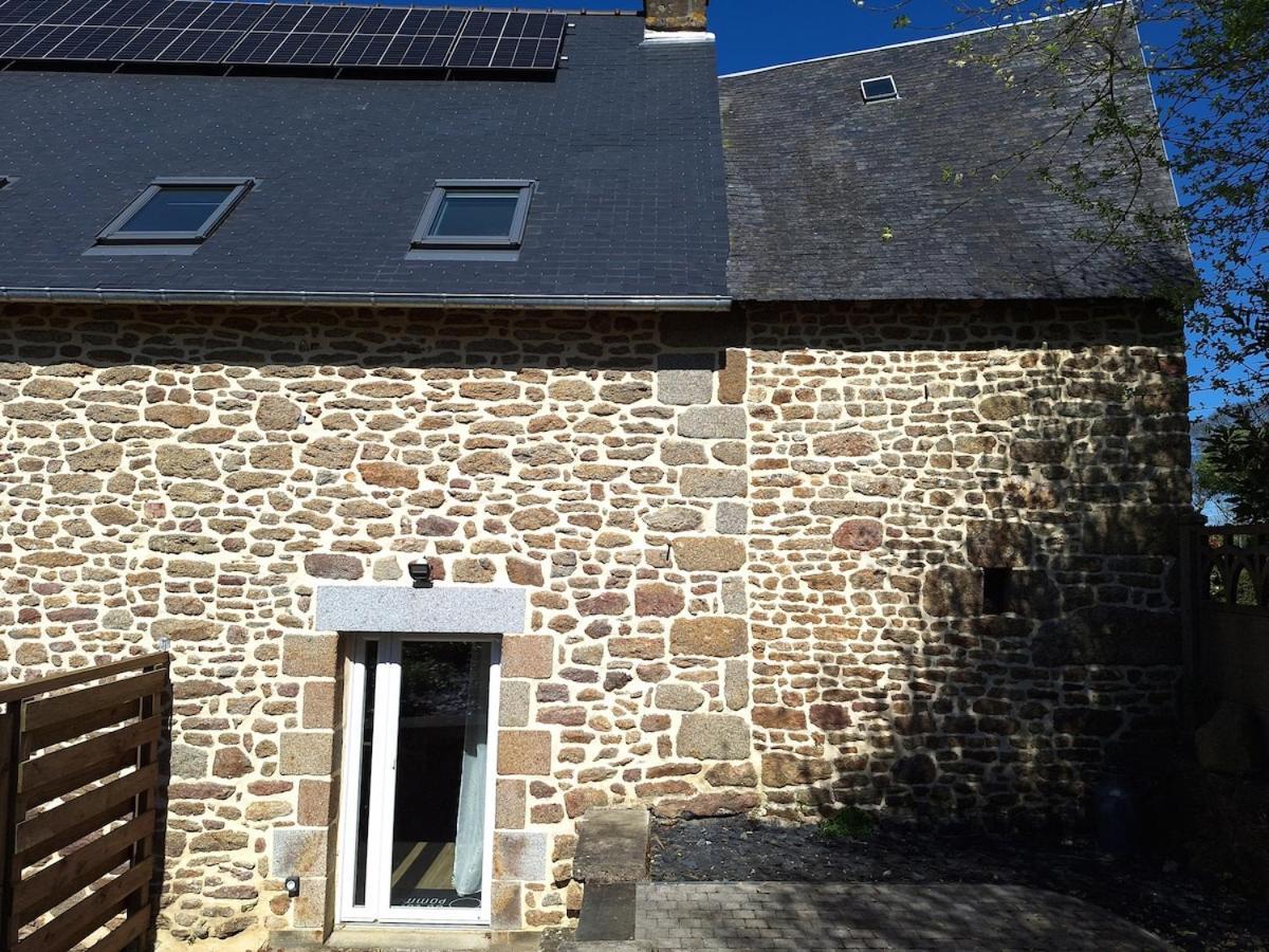 Au Lutin Pomme - Maison De Vacances Bretagne Mellé Exterior foto
